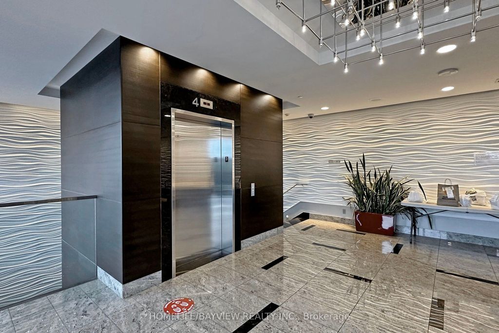 Photo of 181 Village Green Square #711, Toronto, ON M1S 0K6 (MLS # E13043892)