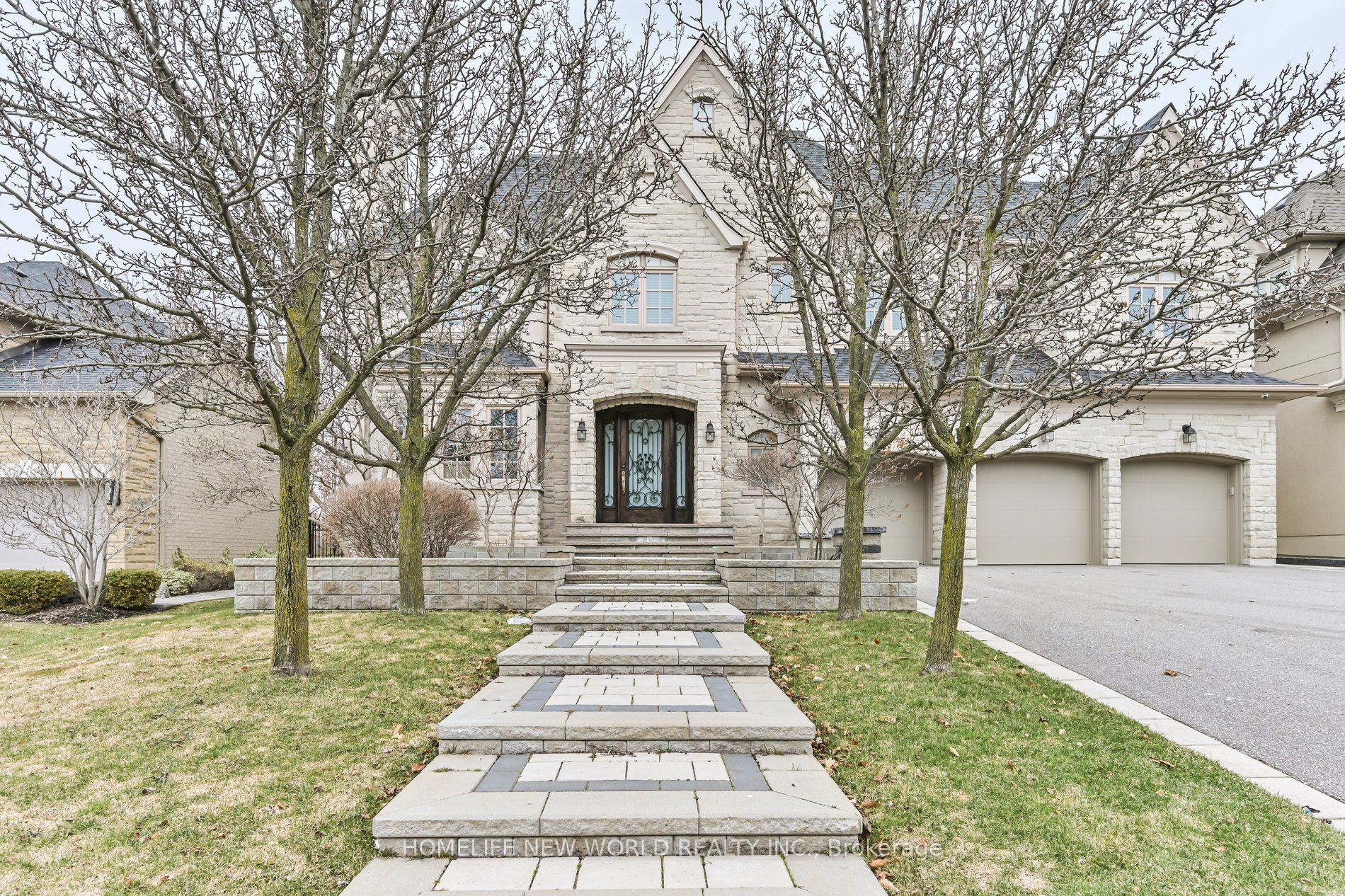 33 Evita Court