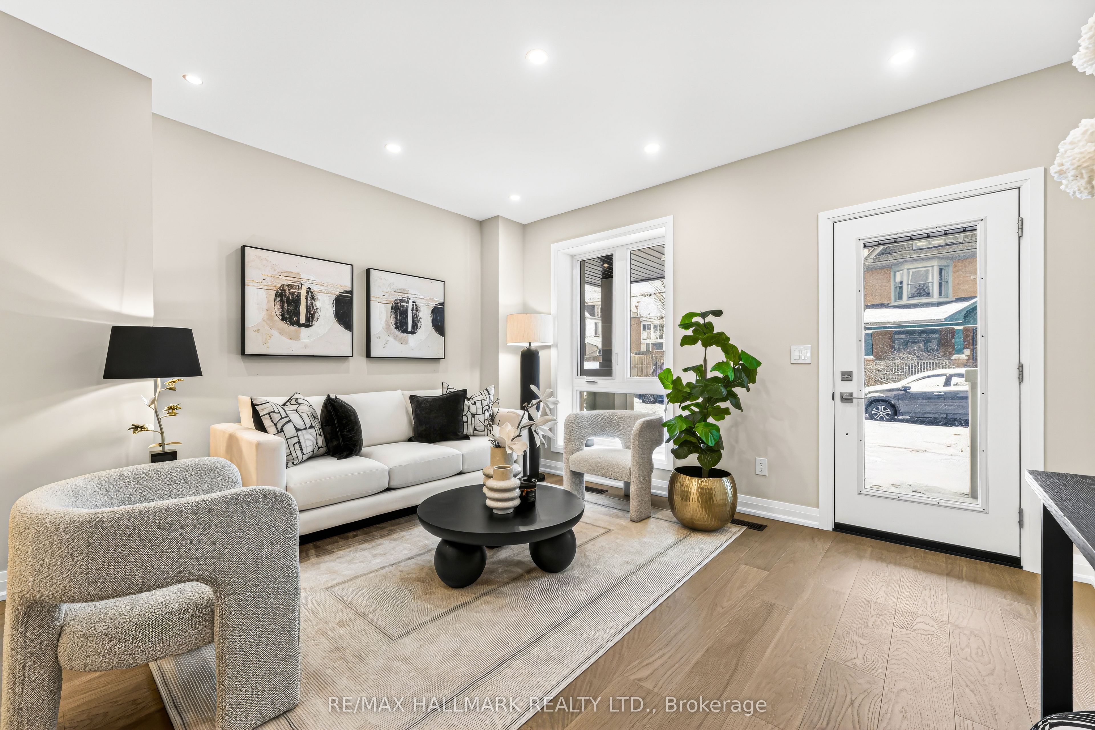 47 Harcourt Avenue