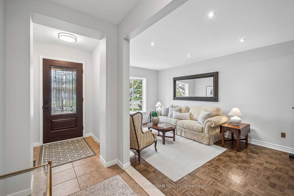 Photo of 78 Springhead Gardens, Richmond Hill, ON L4C 5B9 (MLS # N13530048)