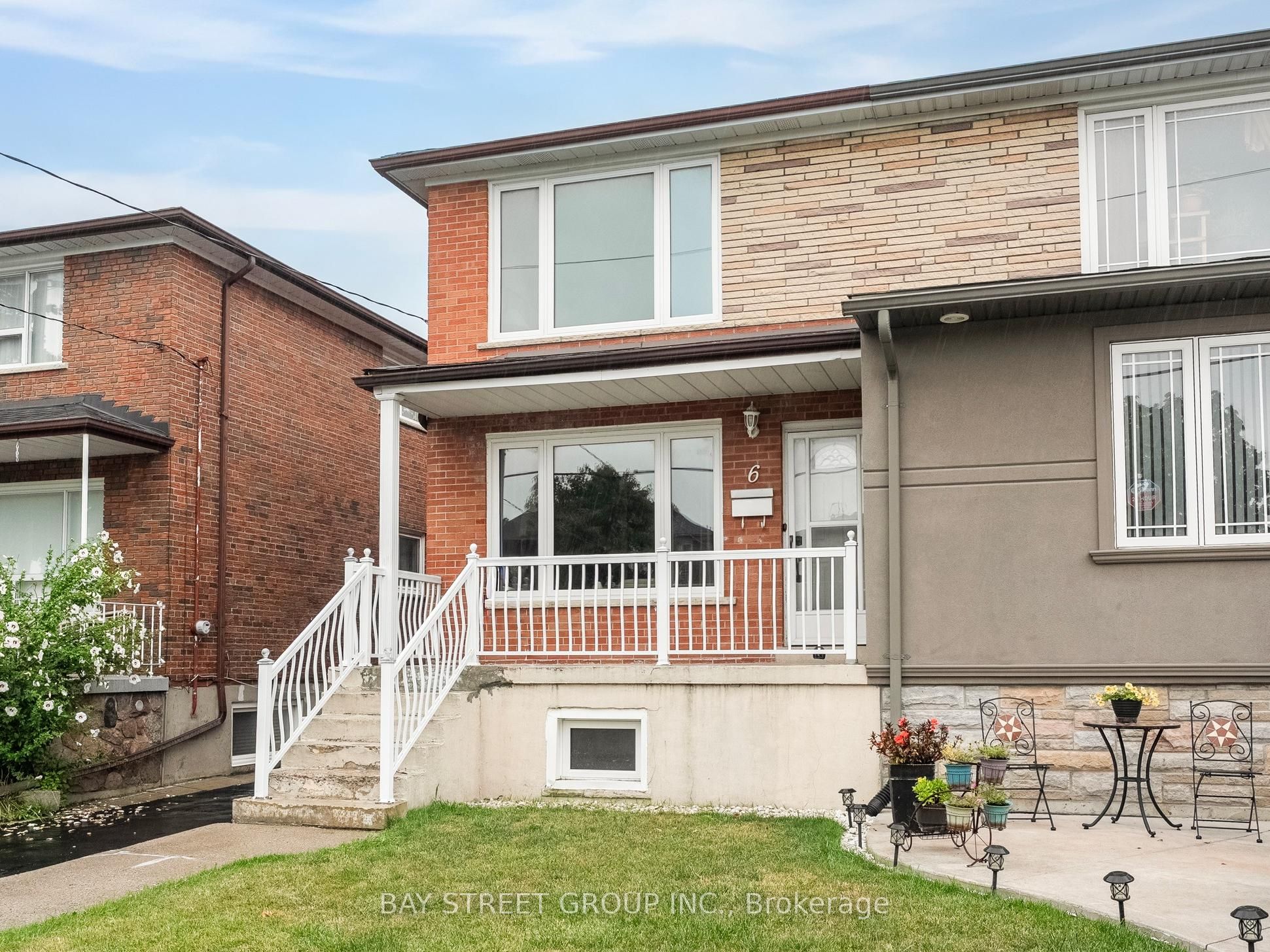 6 Moira Avenue