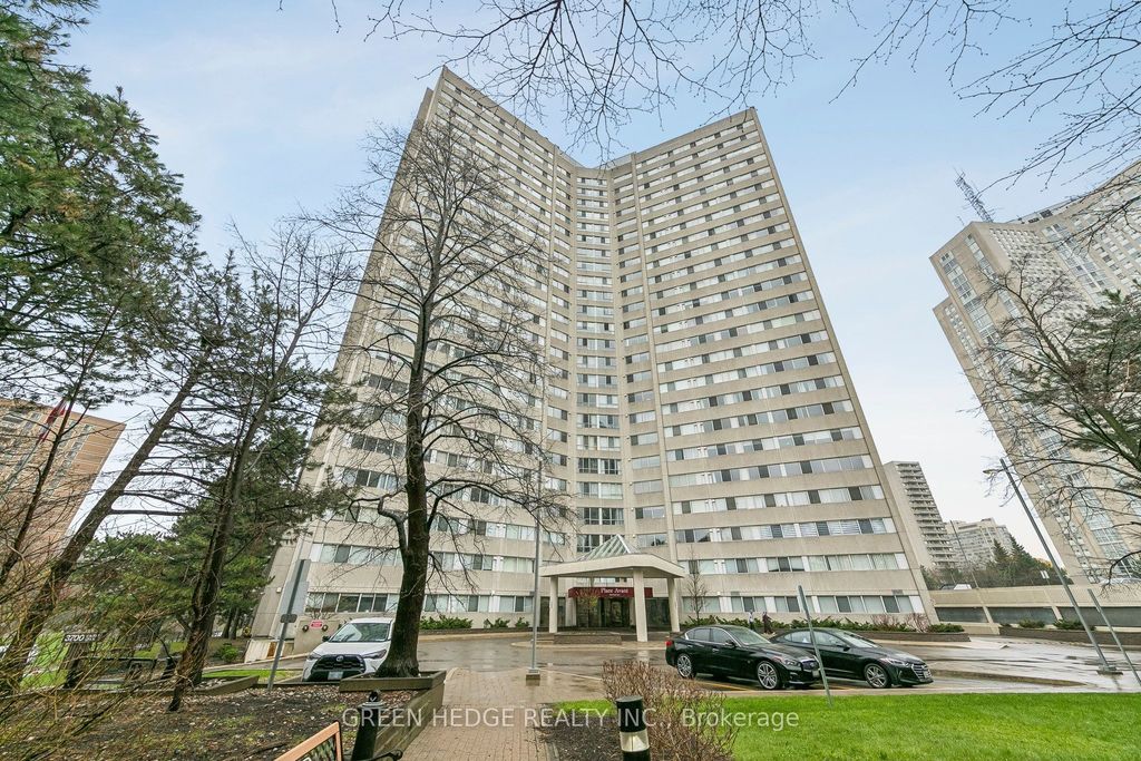 Photo of 3700 Kaneff Crescent #2102, Mississauga, ON L5A 4B8 (MLS # W13051072)