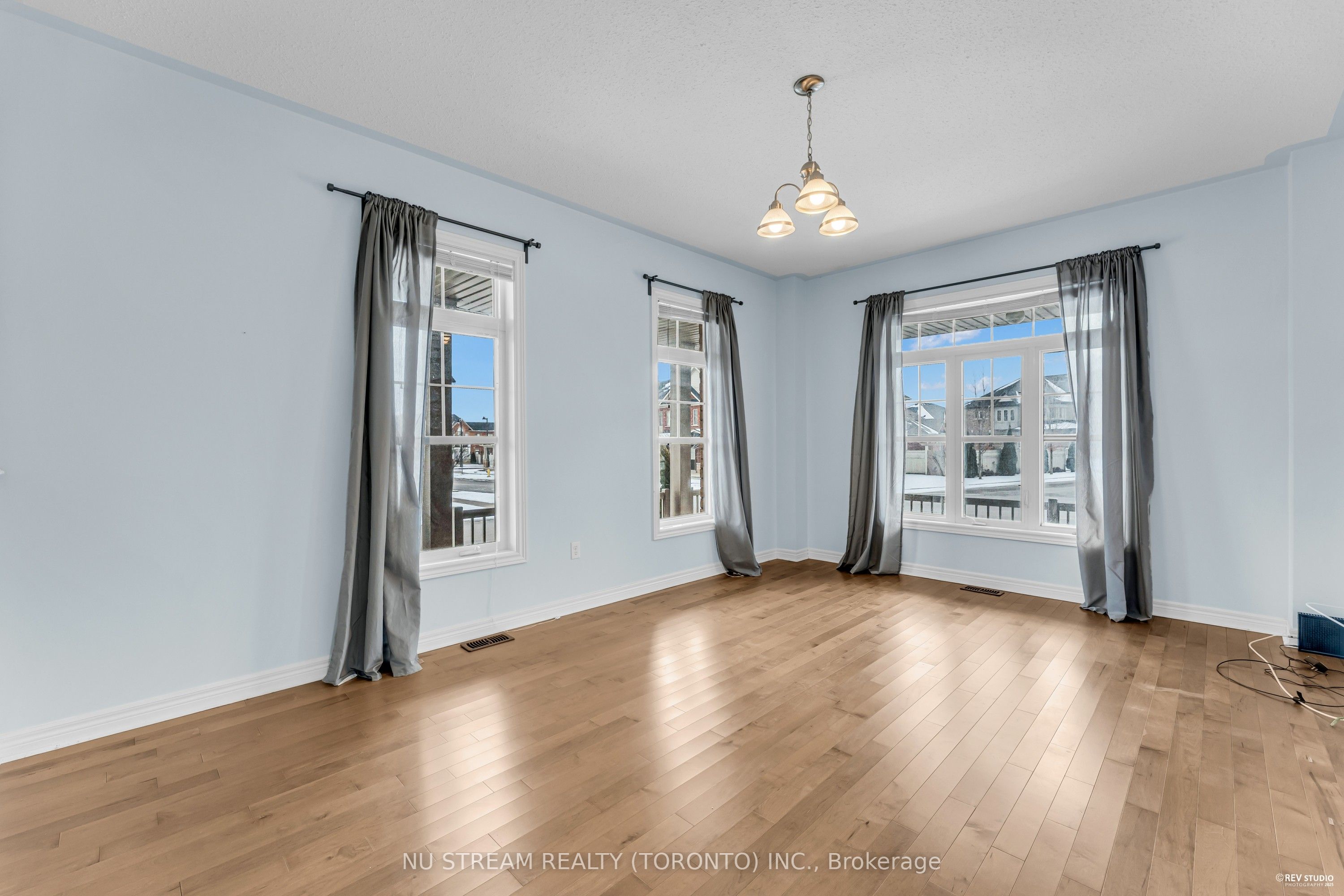 99 William Berczy Boulevard