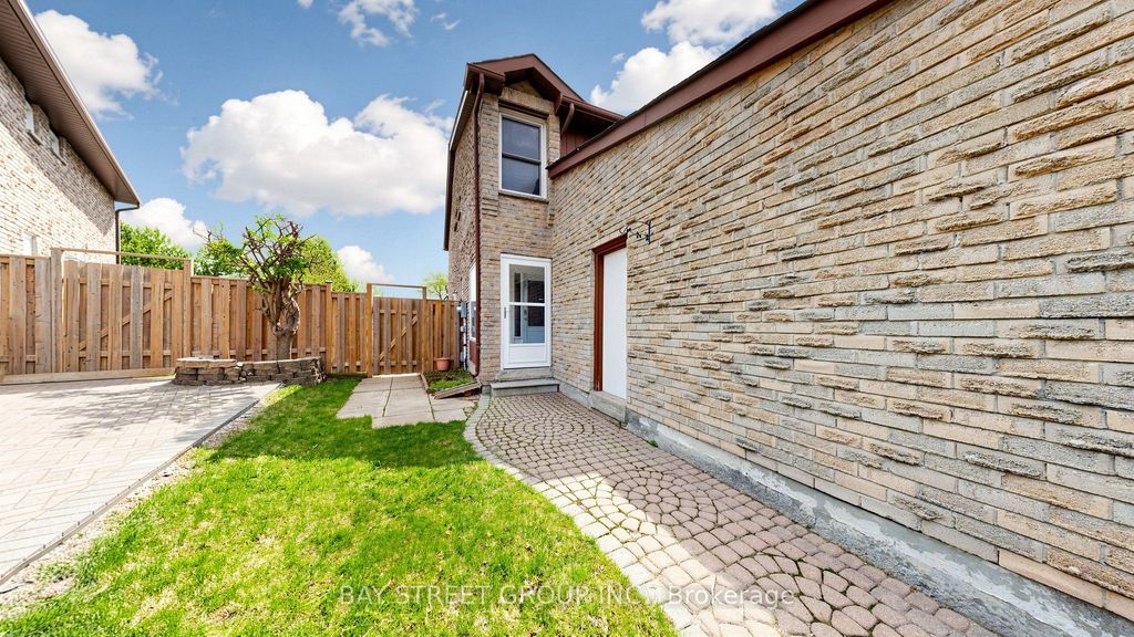 Photo of 57 Longmeadow Crescent, Markham, ON L3R 3J6 (MLS # N13088080)