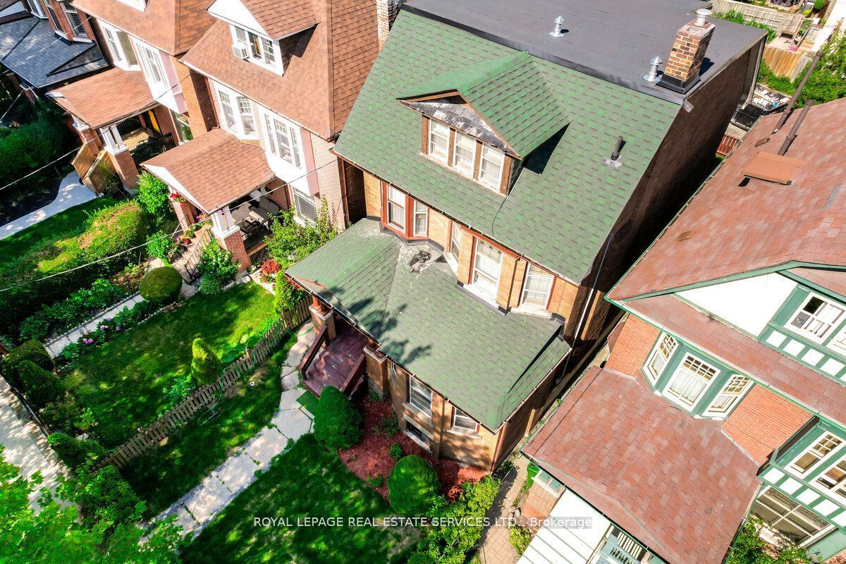 31 Tyndall Avenue