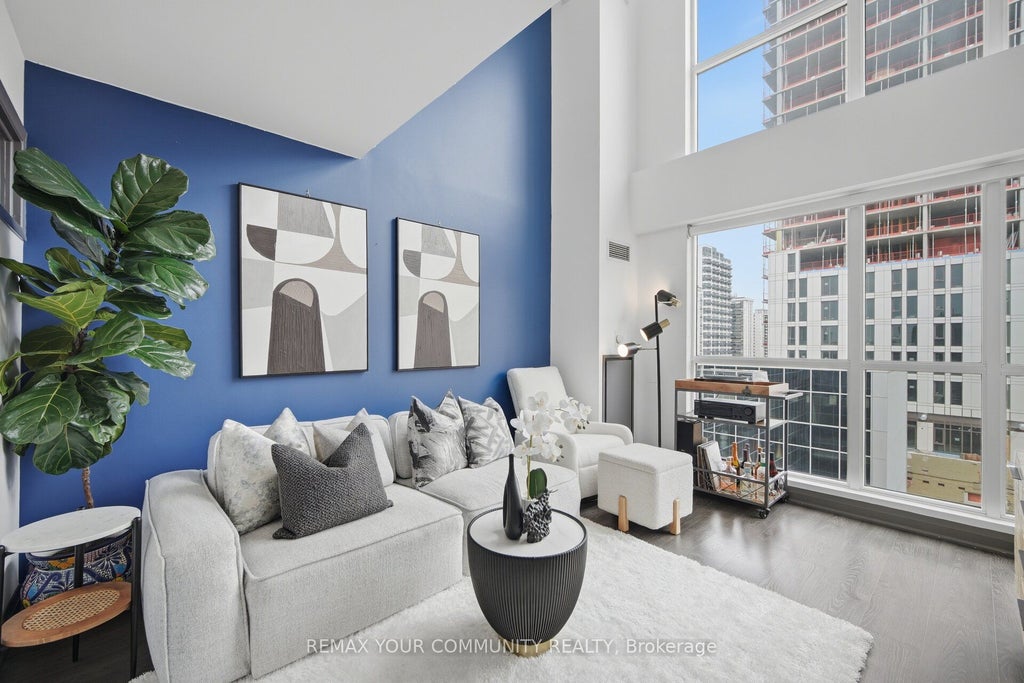 Photo of 18 Merton Street #PH1114, Toronto, ON M4S 3G9 (MLS # C13415134)