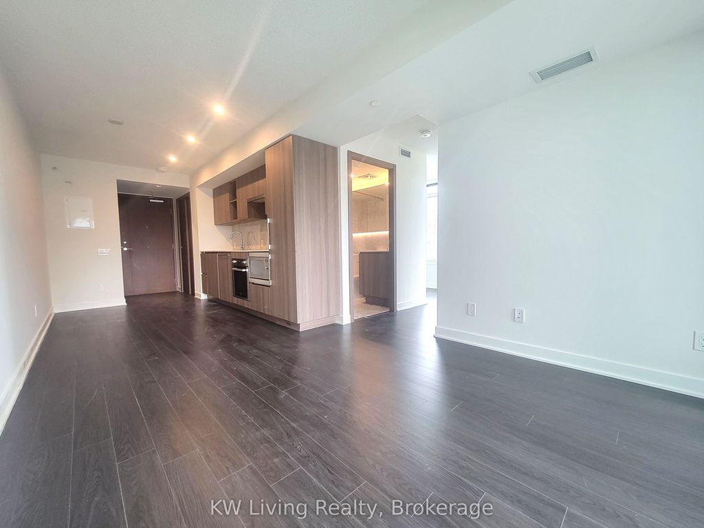Photo of 19 Bathurst Street #1006, Toronto, ON M5V 0N2 (MLS # C12439531)