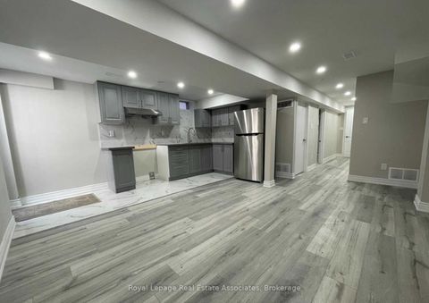 6978 Tassel Crescent Basement Mississauga ON L5W 1G7
