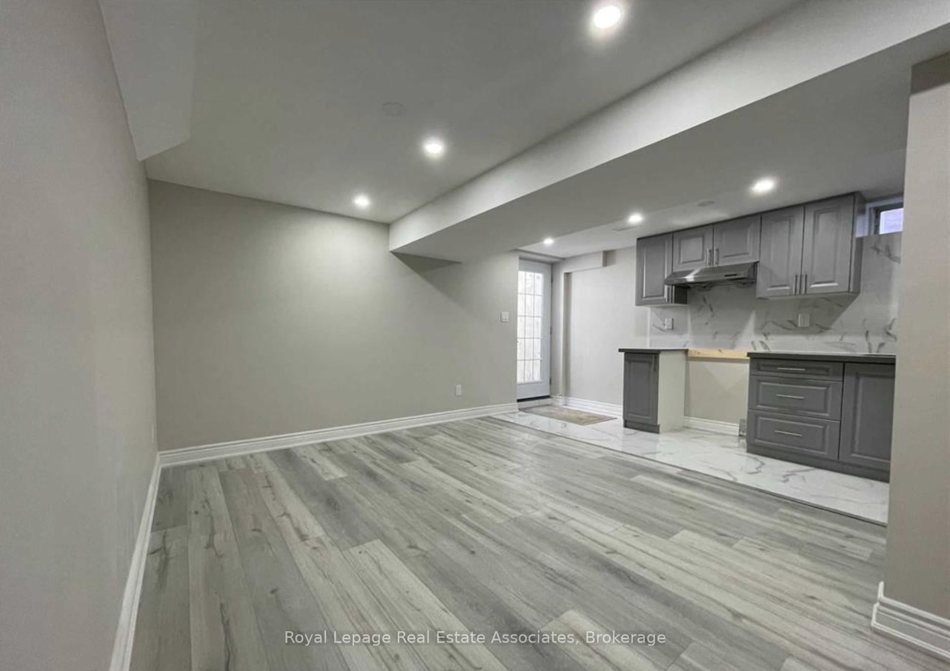 6978 Tassel Crescent Basement