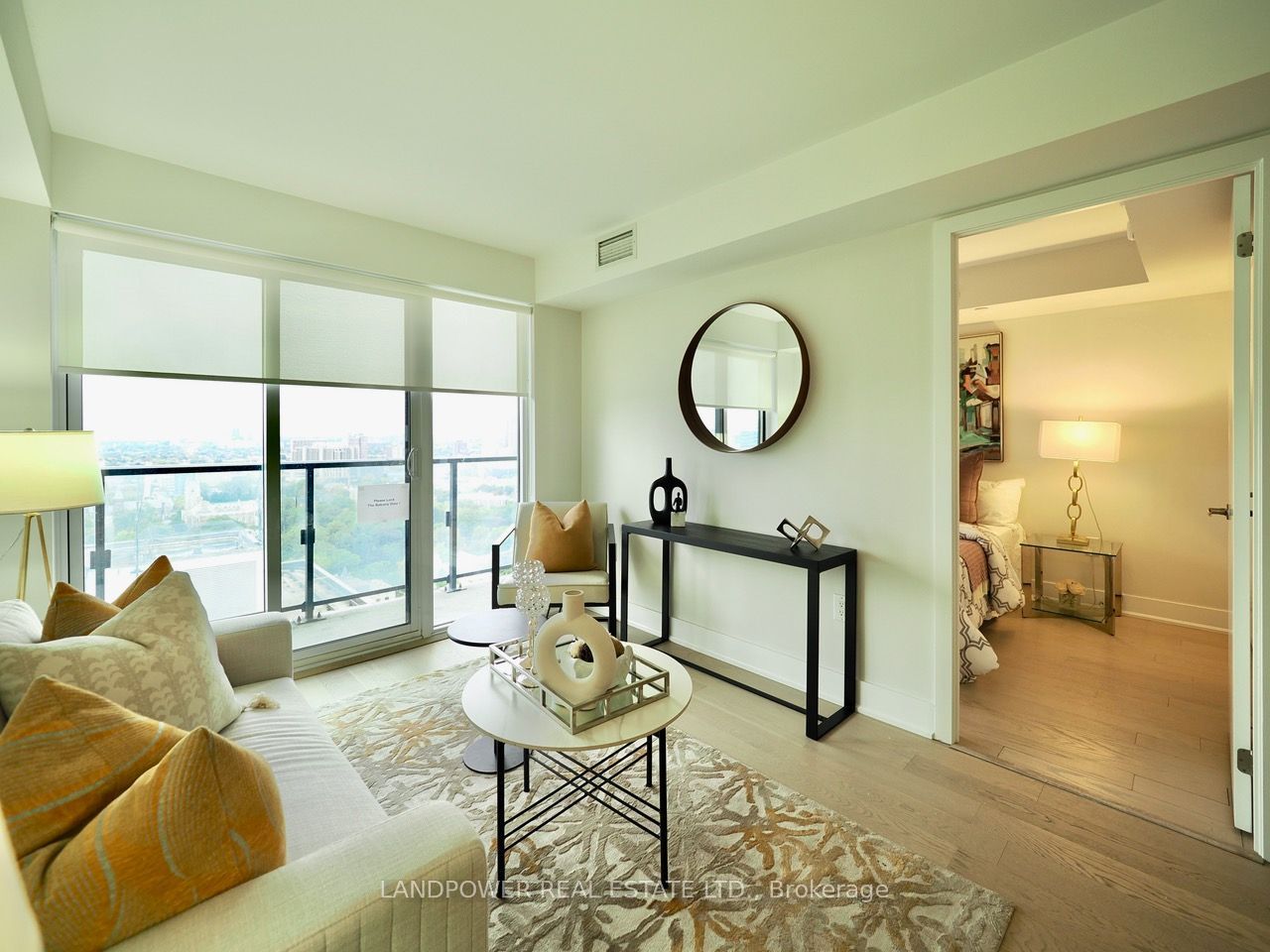955 Bay Street 2713