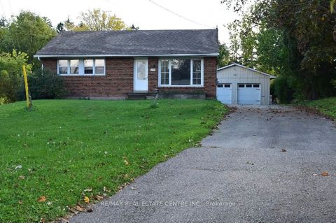 292 Kingsleigh Court Milton ON L9T 1X7
