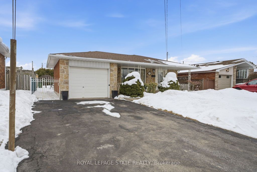 Photo of 156 Kentley Drive, Hamilton, ON L8E 1A7 (MLS # X12784816)