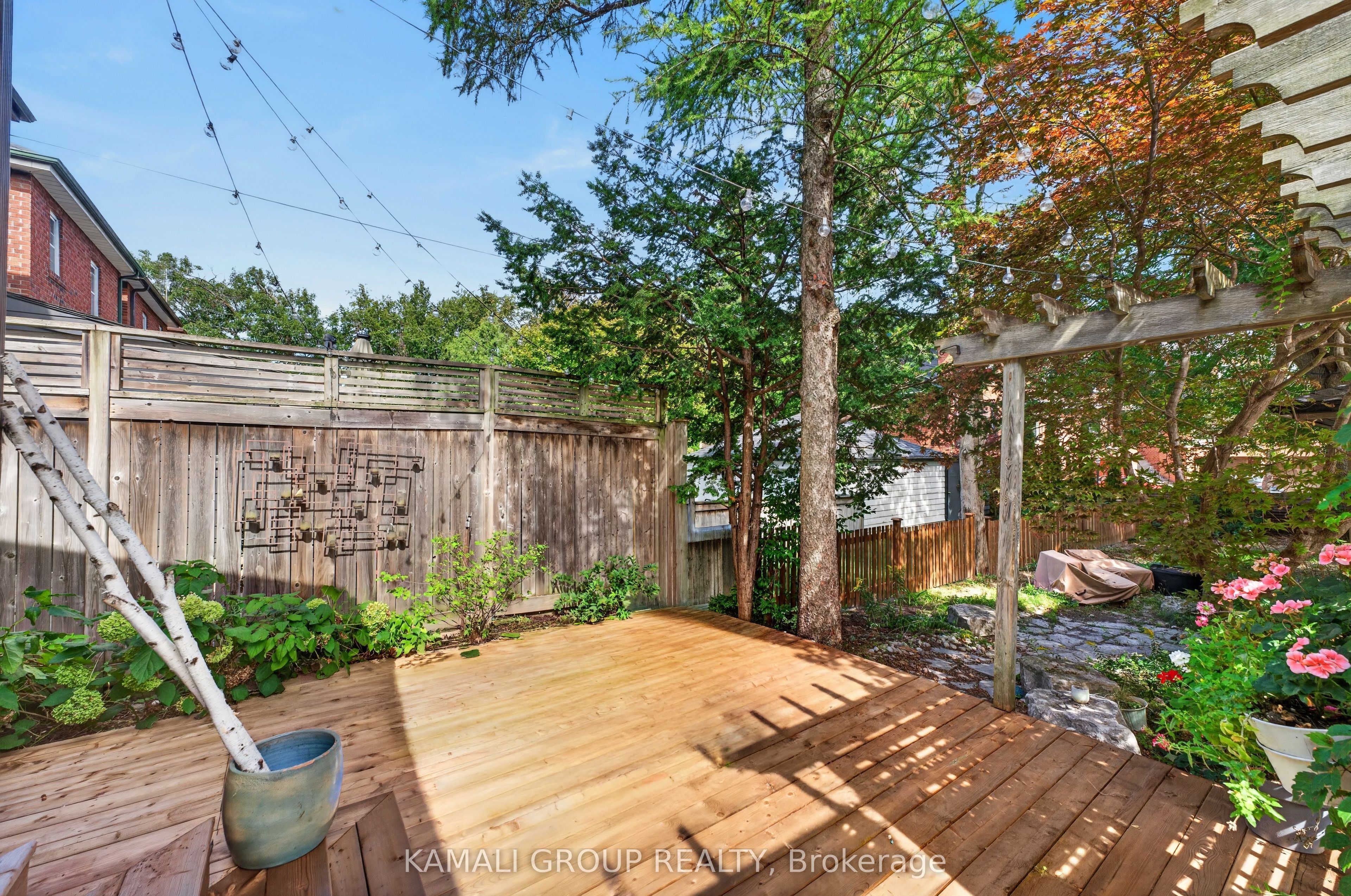 19 Belle Ayre Boulevard