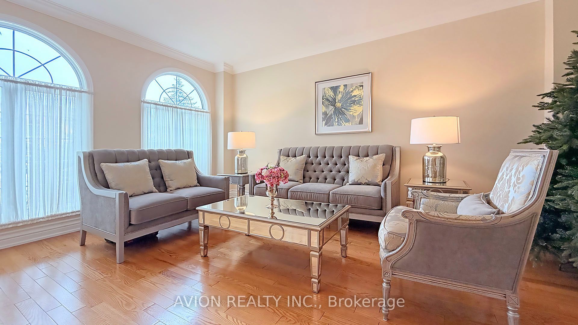 2068 Nipigon Drive