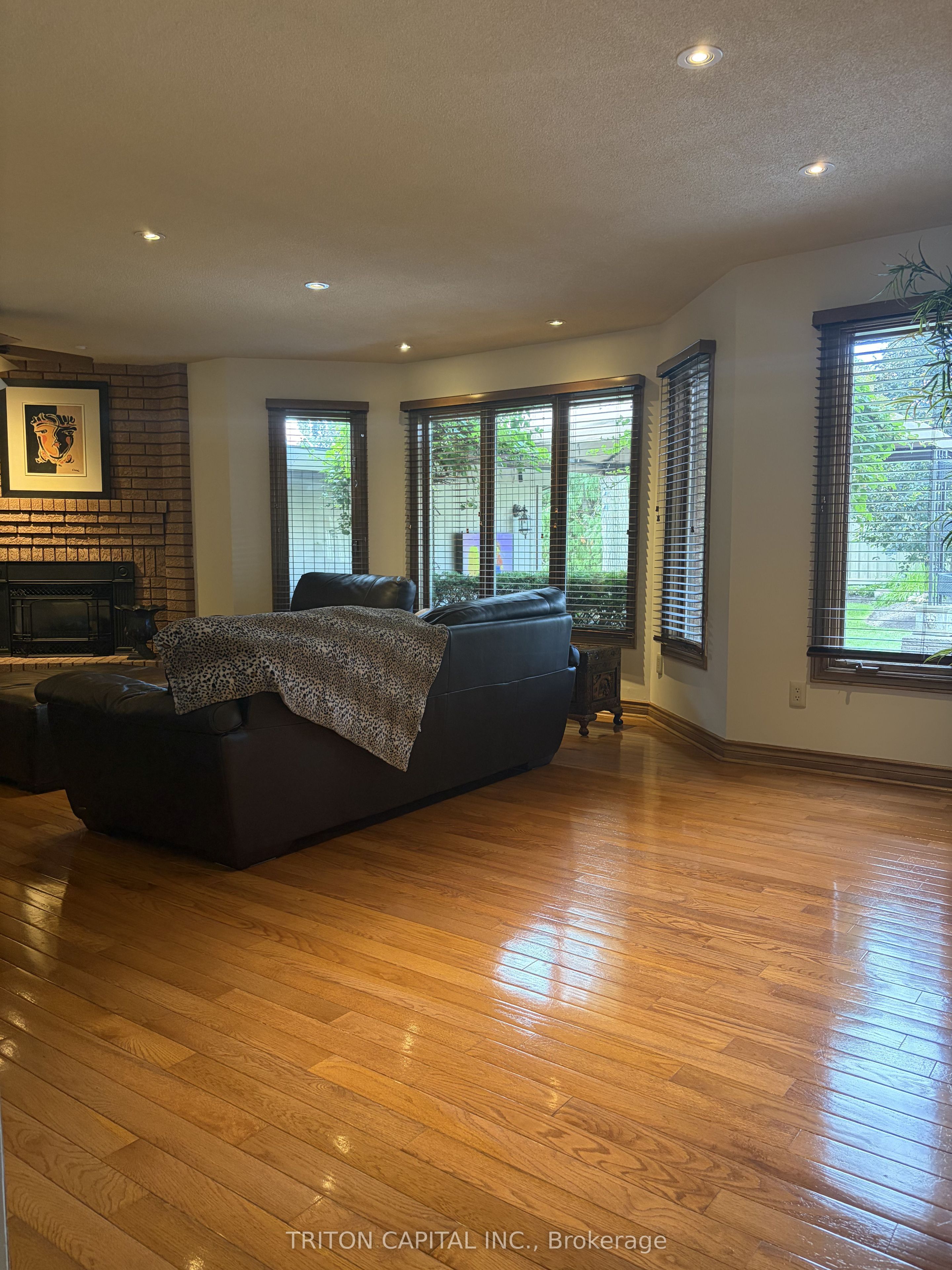 64 Dianawood Ridge