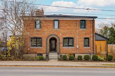 Photo of 1 Belle Ayre Boulevard, Toronto, ON M4S 2P6 (MLS # C12554802)