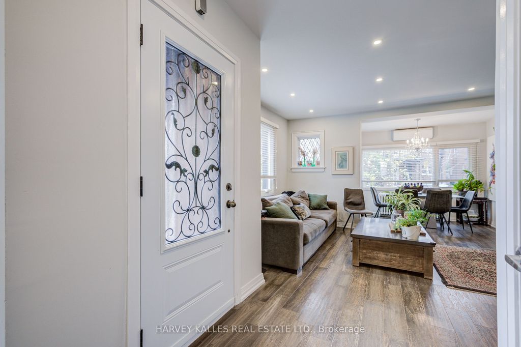 Photo of 1 Belle Ayre Boulevard, Toronto, ON M4S 2P6 (MLS # C12554802)