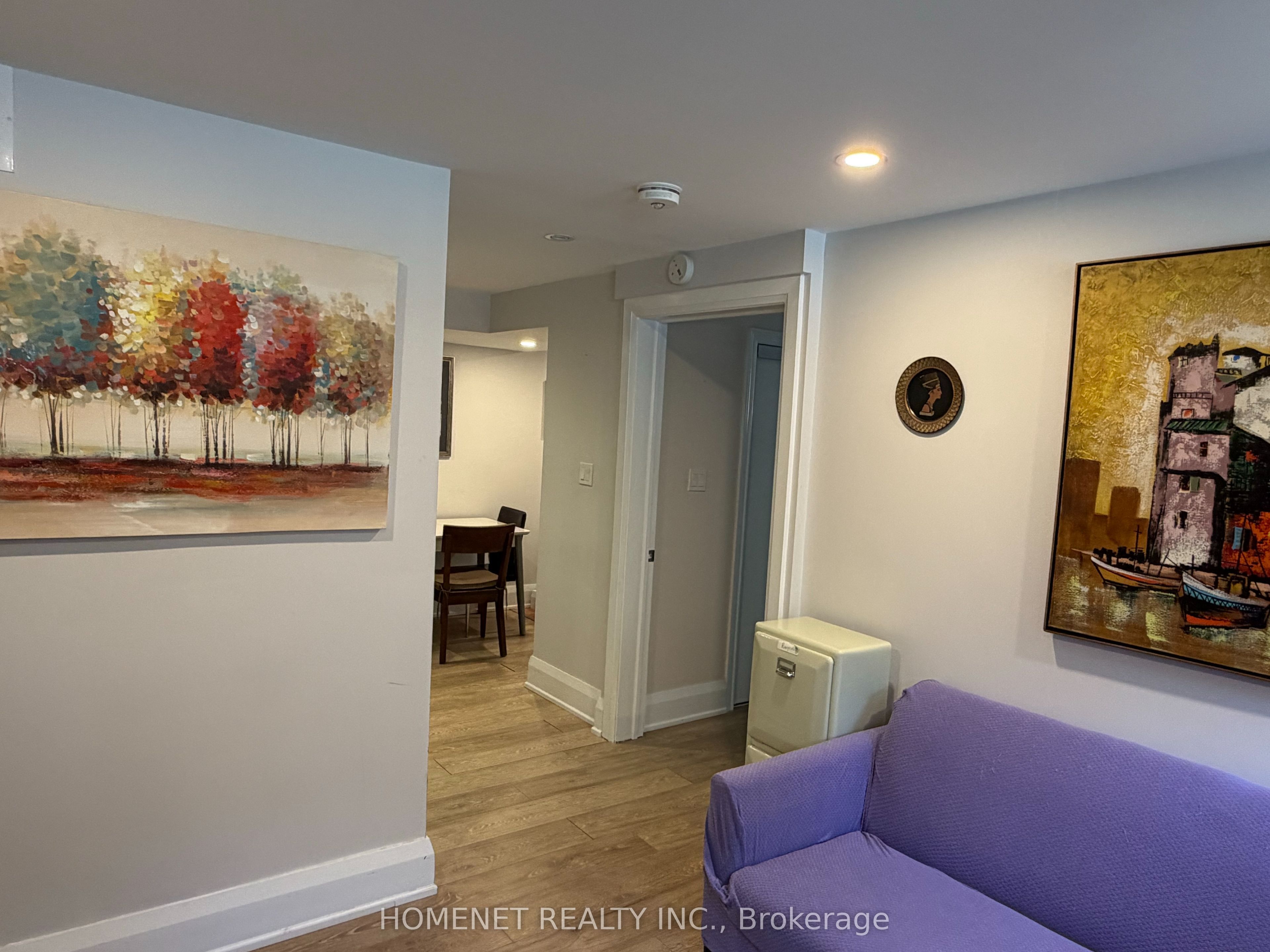 917 Royal York Road WALK OUT - BSMT