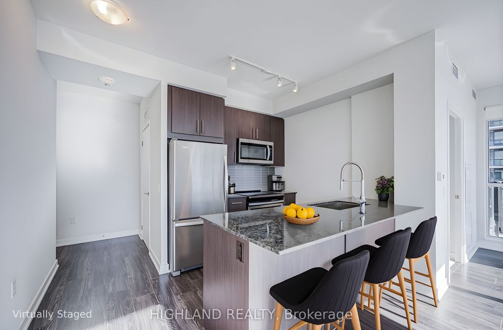 Photo of 4055 Parkside Village Drive #1918, Mississauga, ON L5B 0K8 (MLS # W12873978)