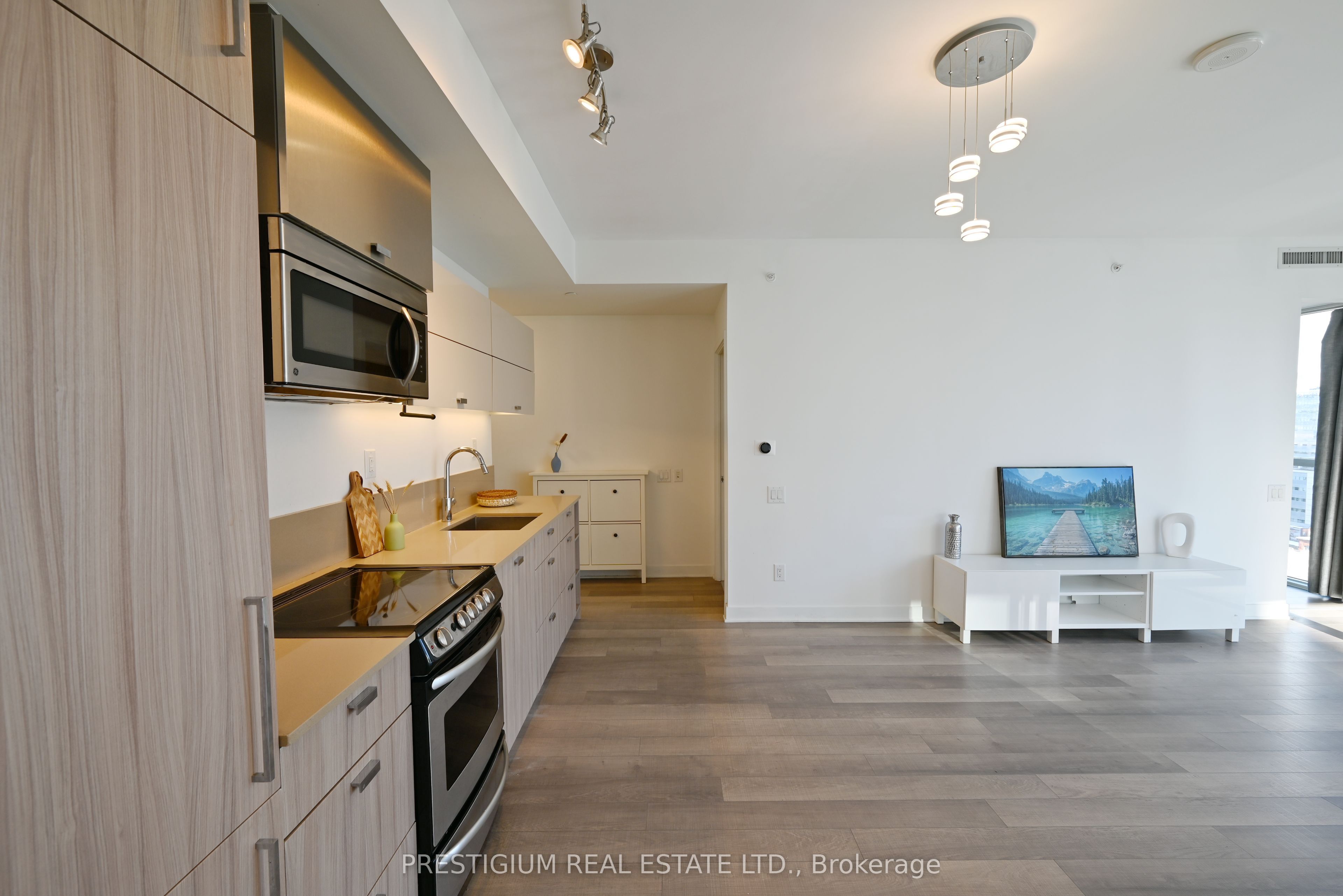 290 Adelaide Street W 1910