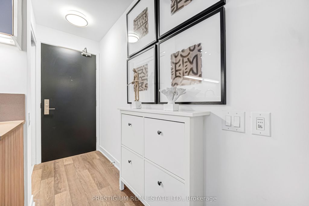 Photo of 290 Adelaide Street W #1910, Toronto, ON M5V 0P3 (MLS # C12653430)