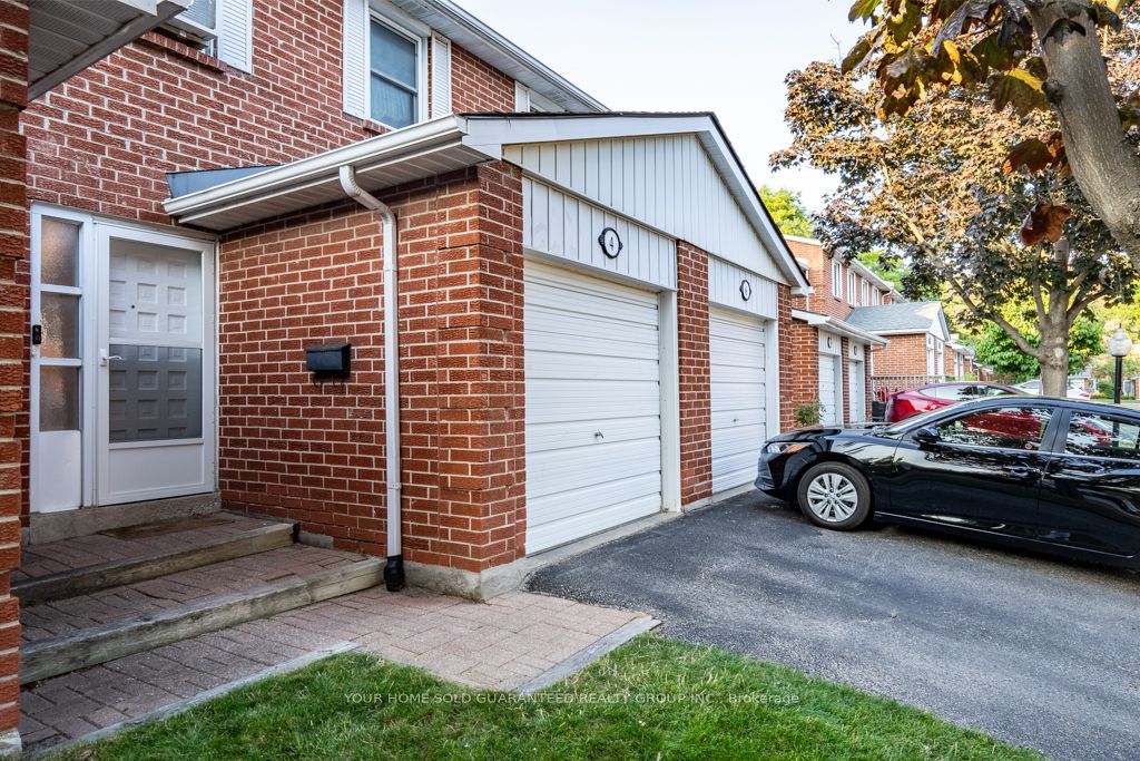 4 Harper Way