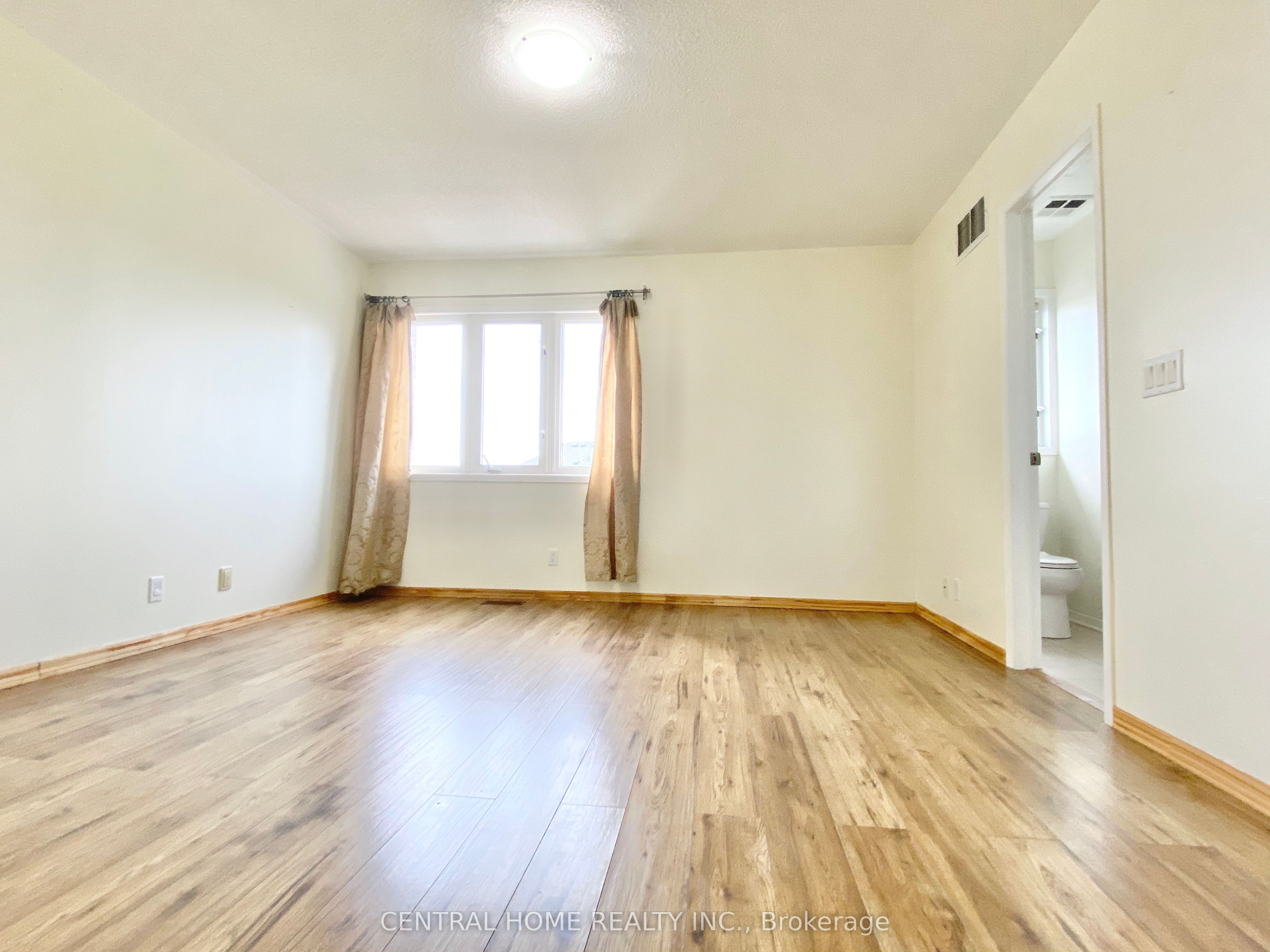 53 Silver Stream Avenue