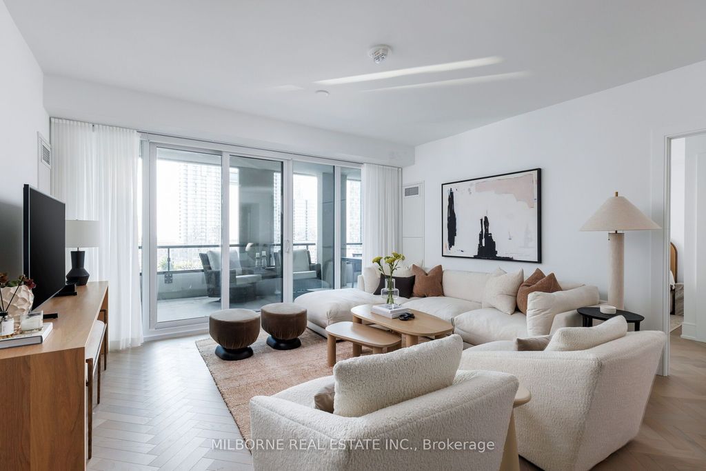 Photo of 455 Wellington Street W #907, Toronto, ON M5V 0V8 (MLS # C12394404)