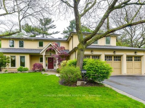 243 Dolphin Court Oakville ON L6J 5S7