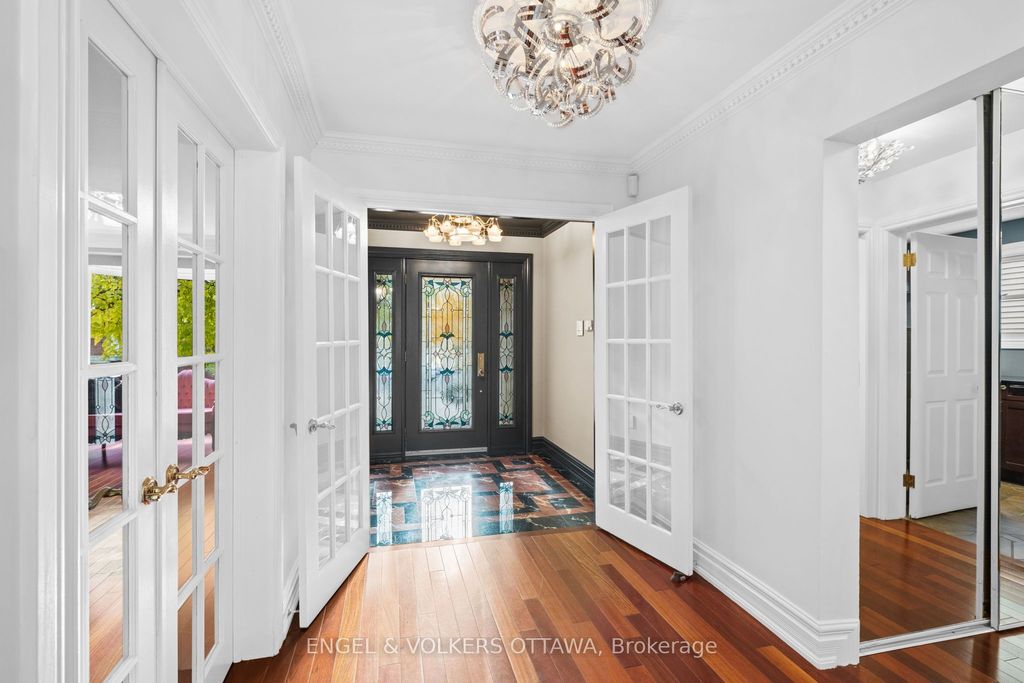 Photo of 563 Merkley Drive, Orleans - Cumberland and Area, ON K4A 1V9 (MLS # X13107386)