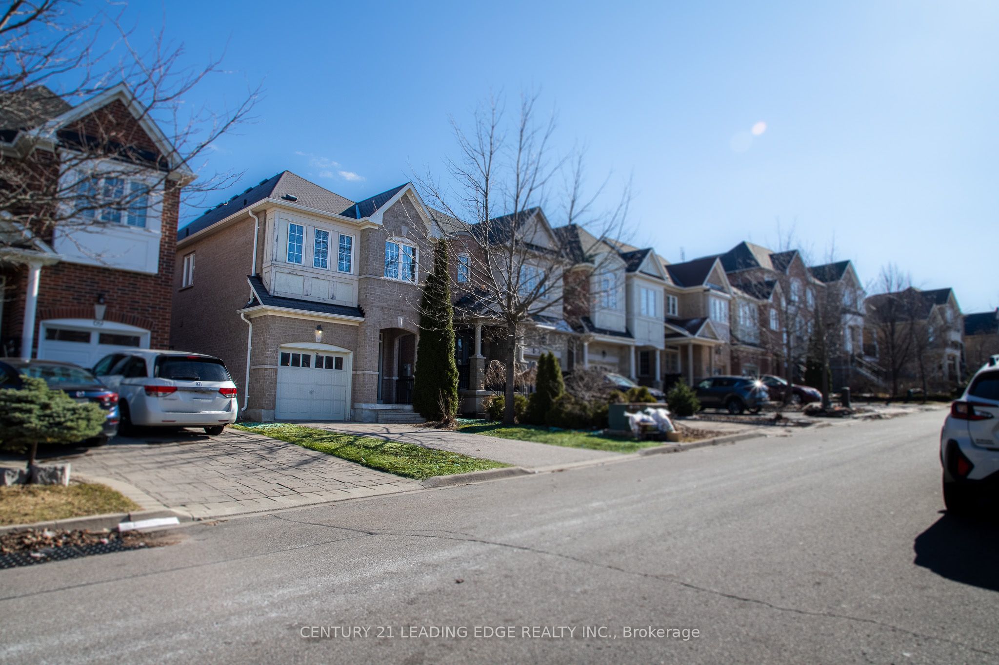 67 Sir Sanford Fleming Way