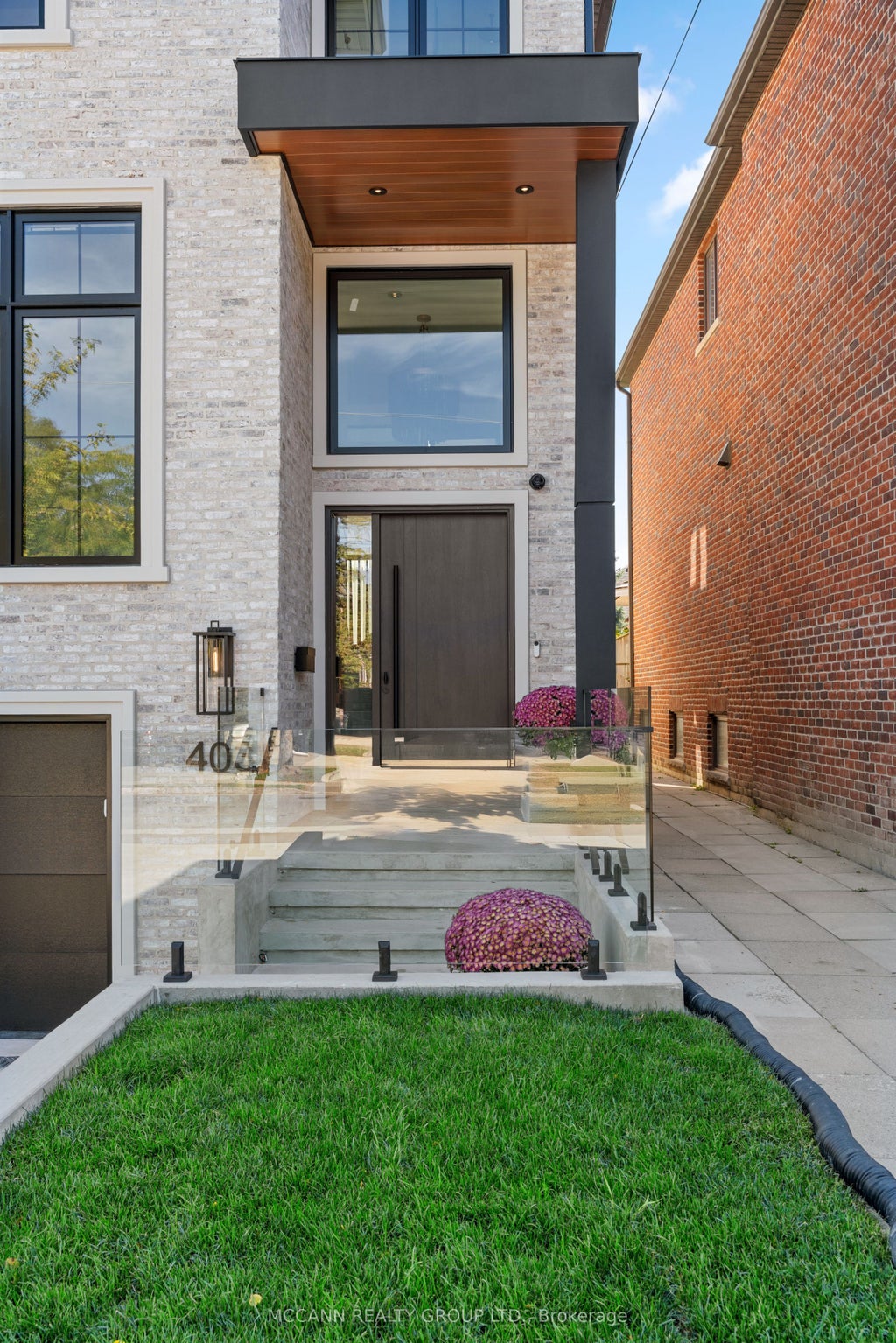 Photo of 403 Melrose Avenue, Toronto, ON M5M 1Z6 (MLS # C13872610)