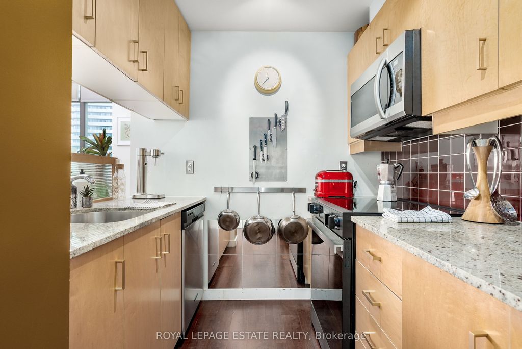 Photo of 281 Mutual Street #1003, Toronto, ON M4Y 3C4 (MLS # C12672252)