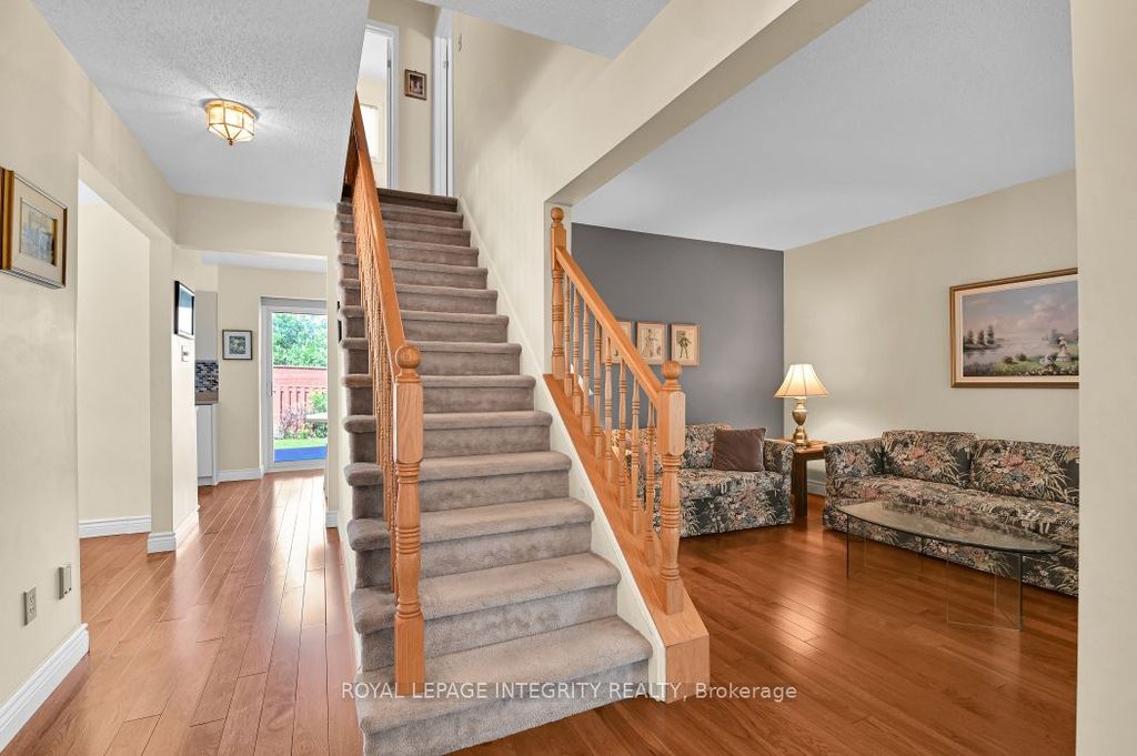 Photo of 121 Dossetter Way, Hunt Club - South Keys and Area, ON K1G 4S4 (MLS # X13218822)