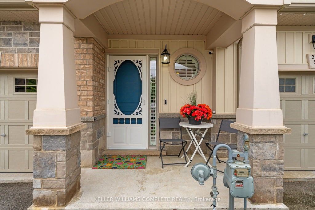 Photo of 295 Pumpkin Pass, Hamilton, ON L0R 1C0 (MLS # X13588630)