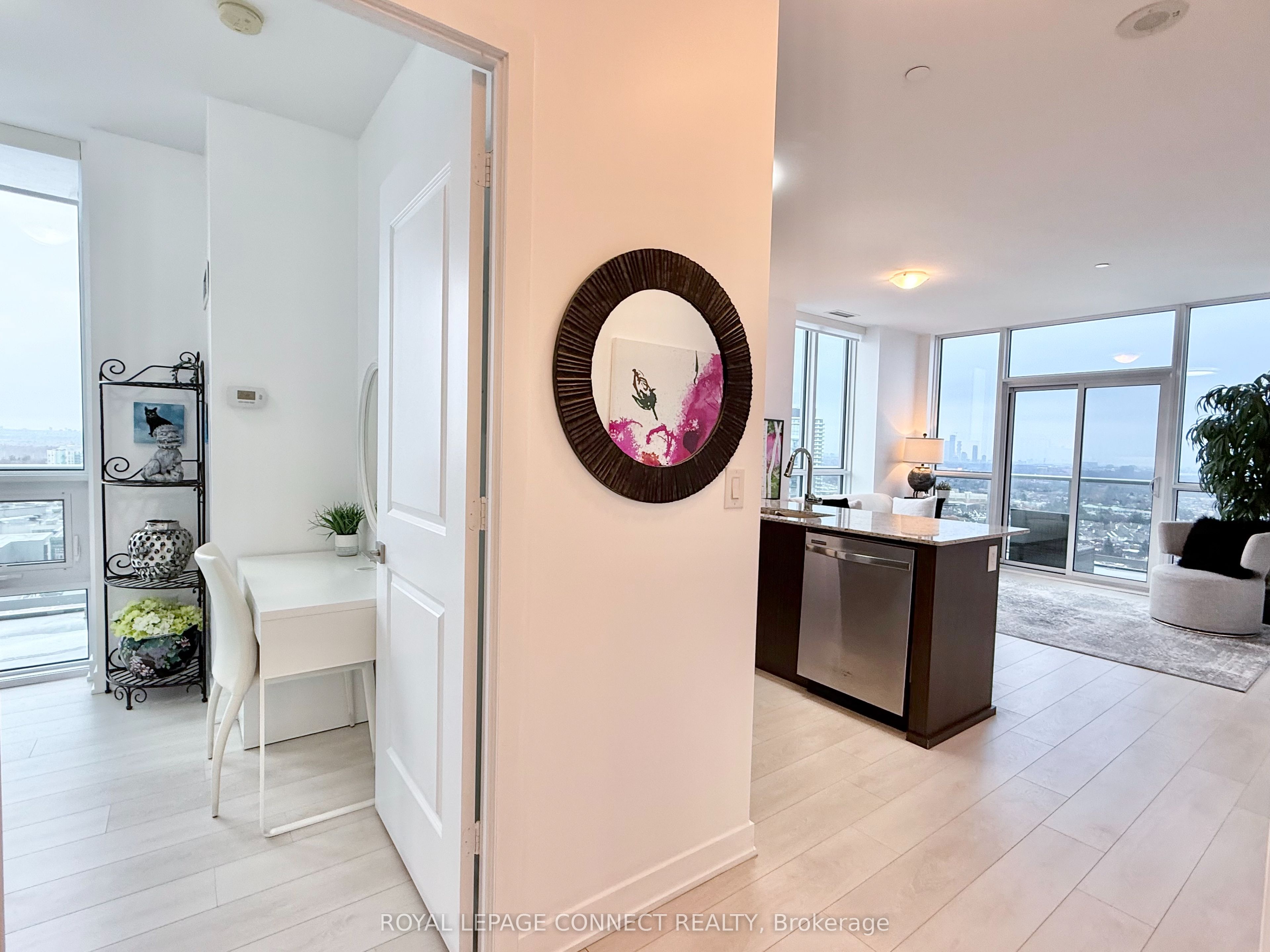 4633 Glen Erin Drive Ph04