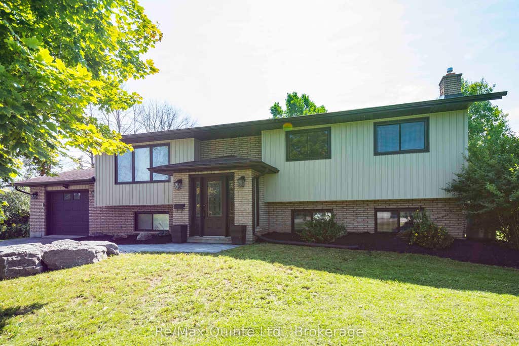 Photo of 43 Frankford Road, Belleville, ON K0K 2B0 (MLS # X13681242)