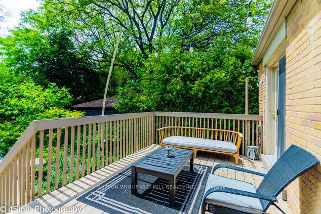 53 Savona Drive