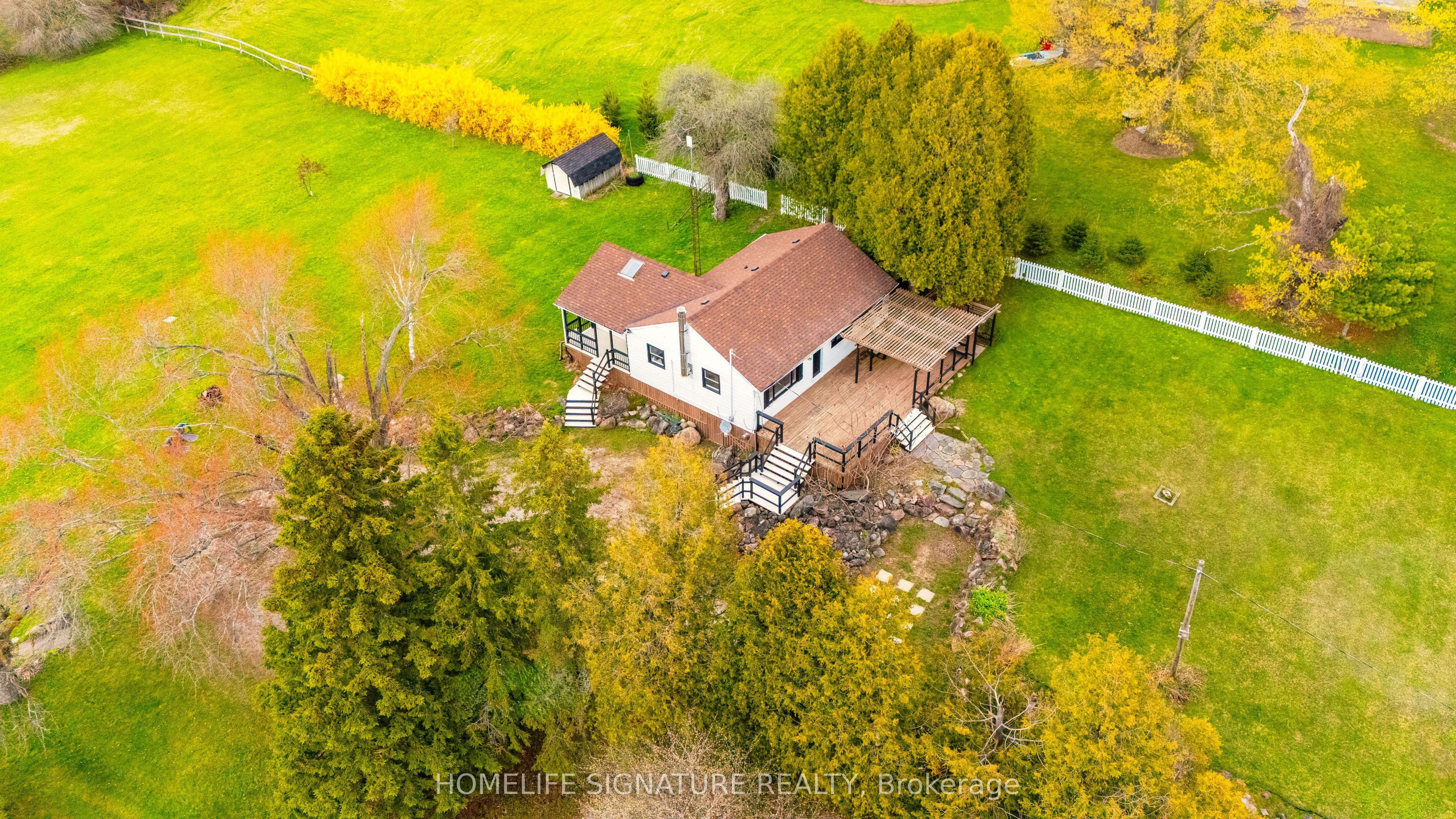 5273 25 Side Road