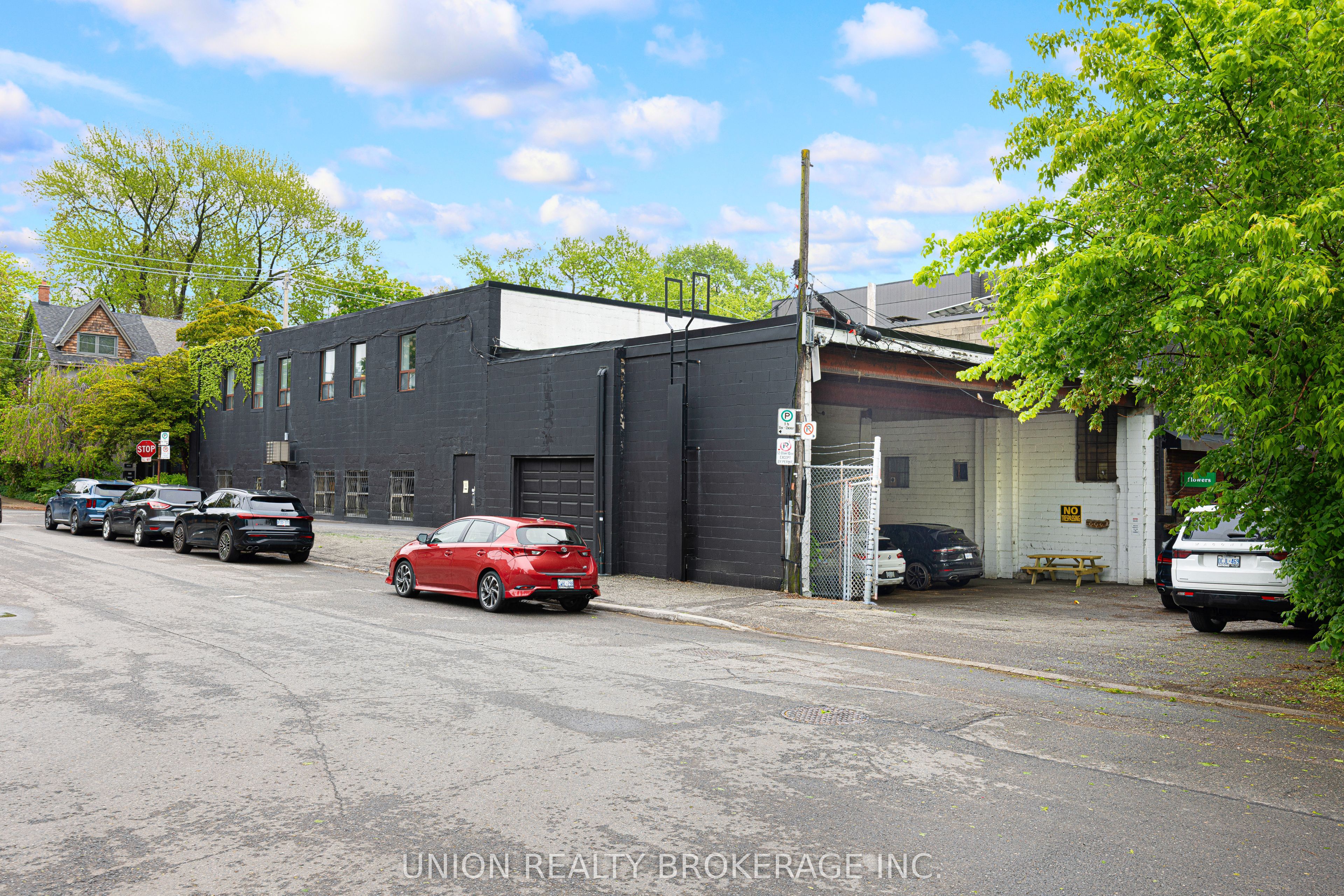 186 Munro Street