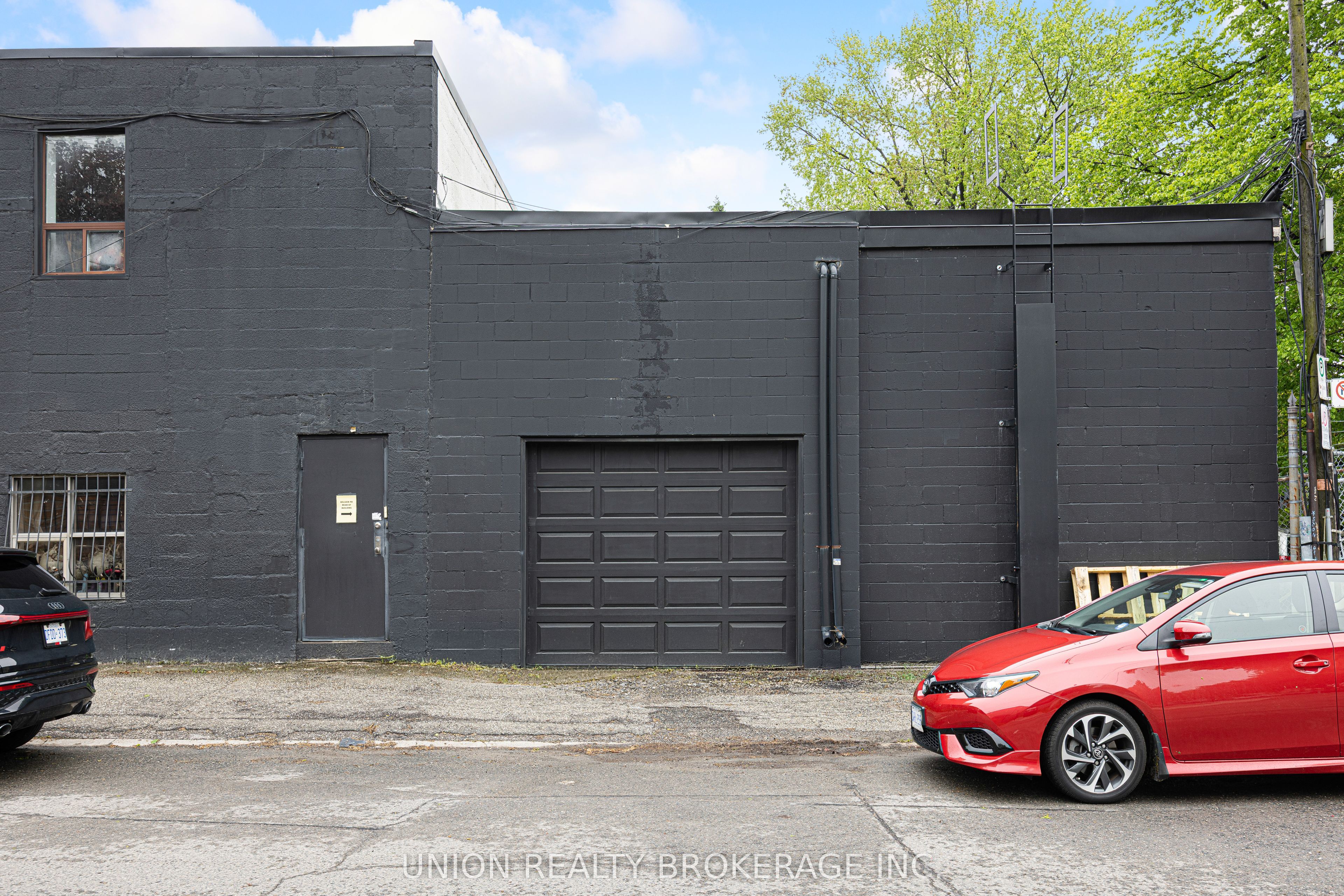 186 Munro Street