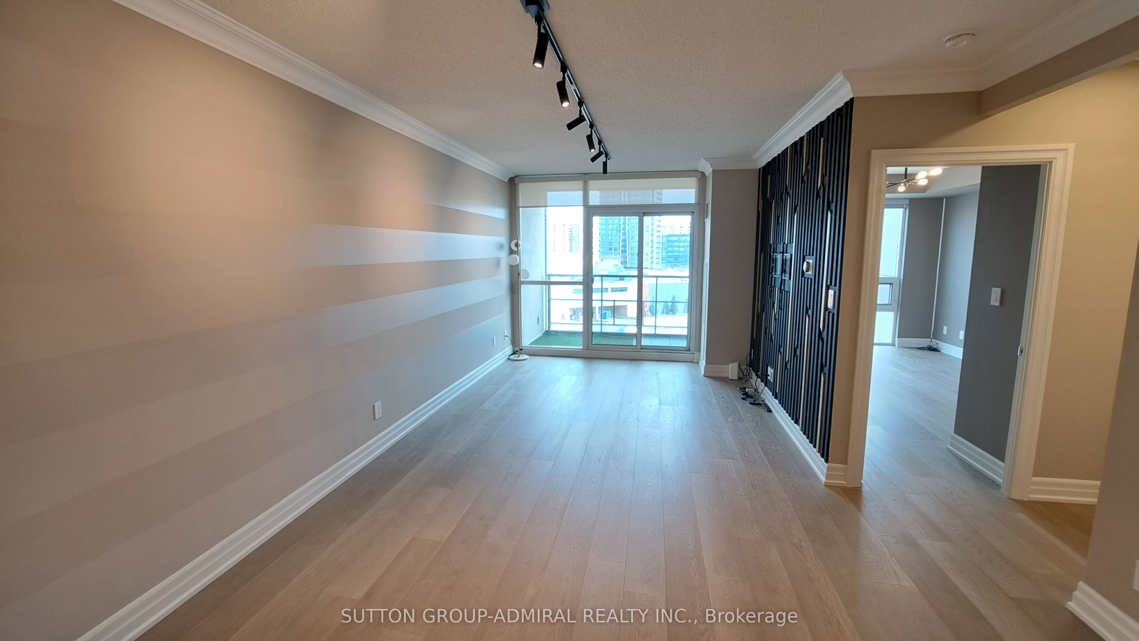 88 Promenade Circle #704