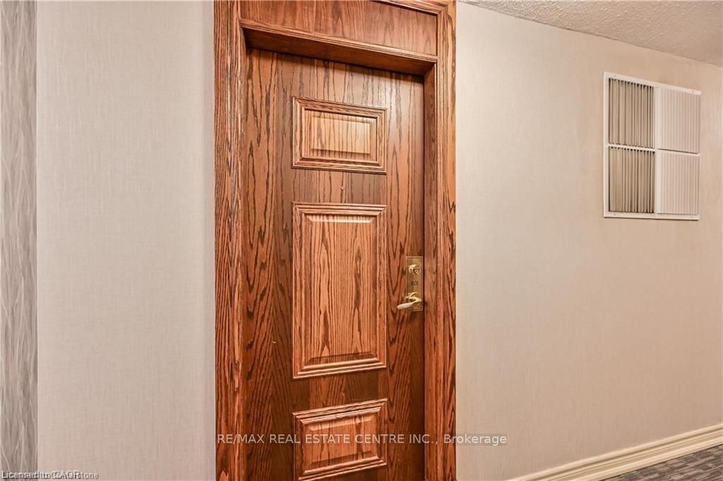 4850 Glen Erin Drive 601