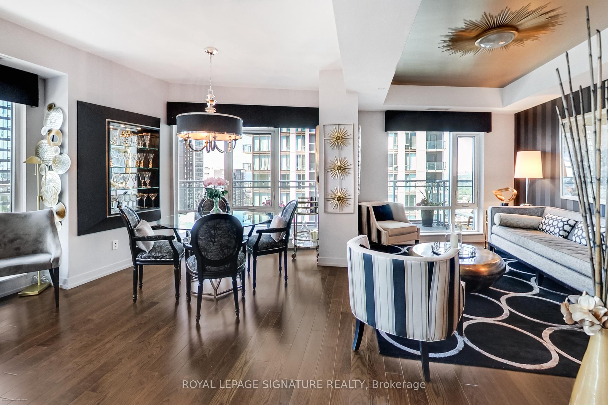 21 Widmer Street 3711