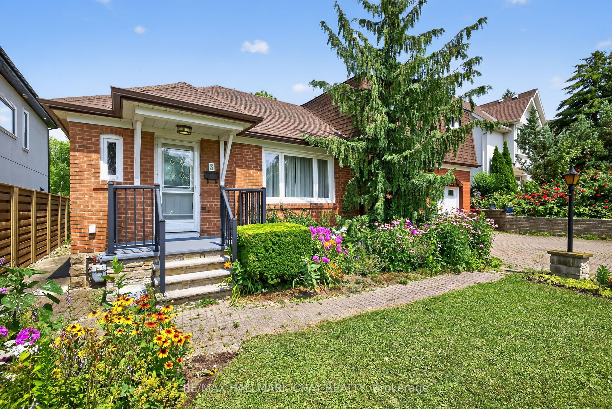 3 Brookside Drive