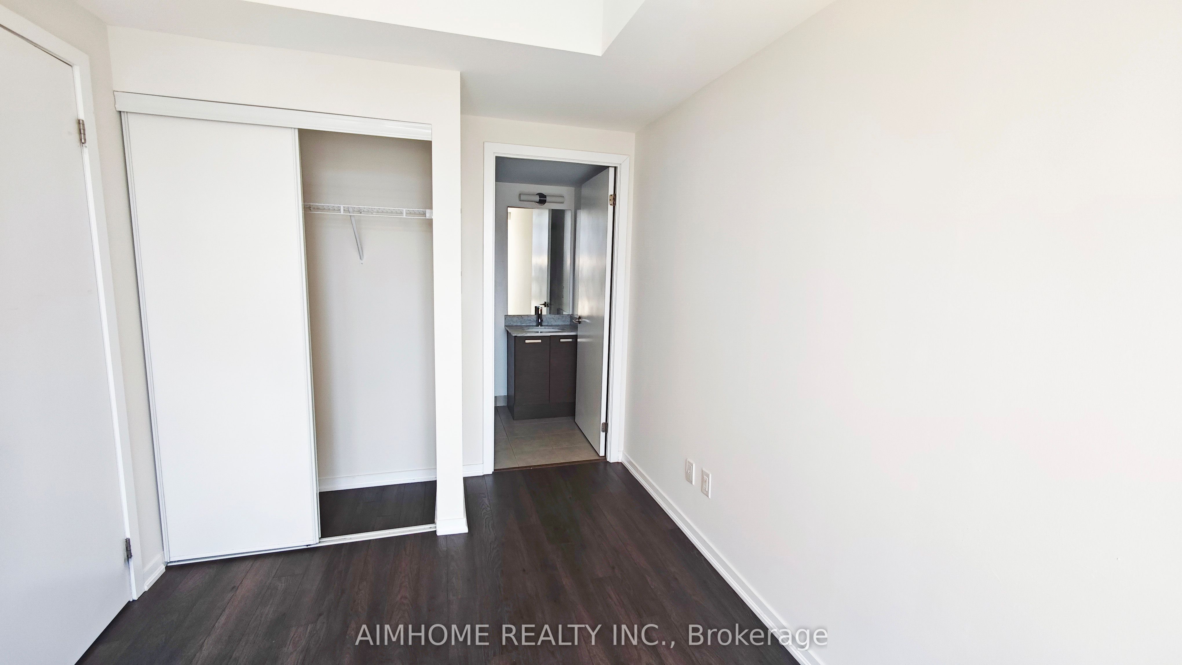 68 Abell Street 1107
