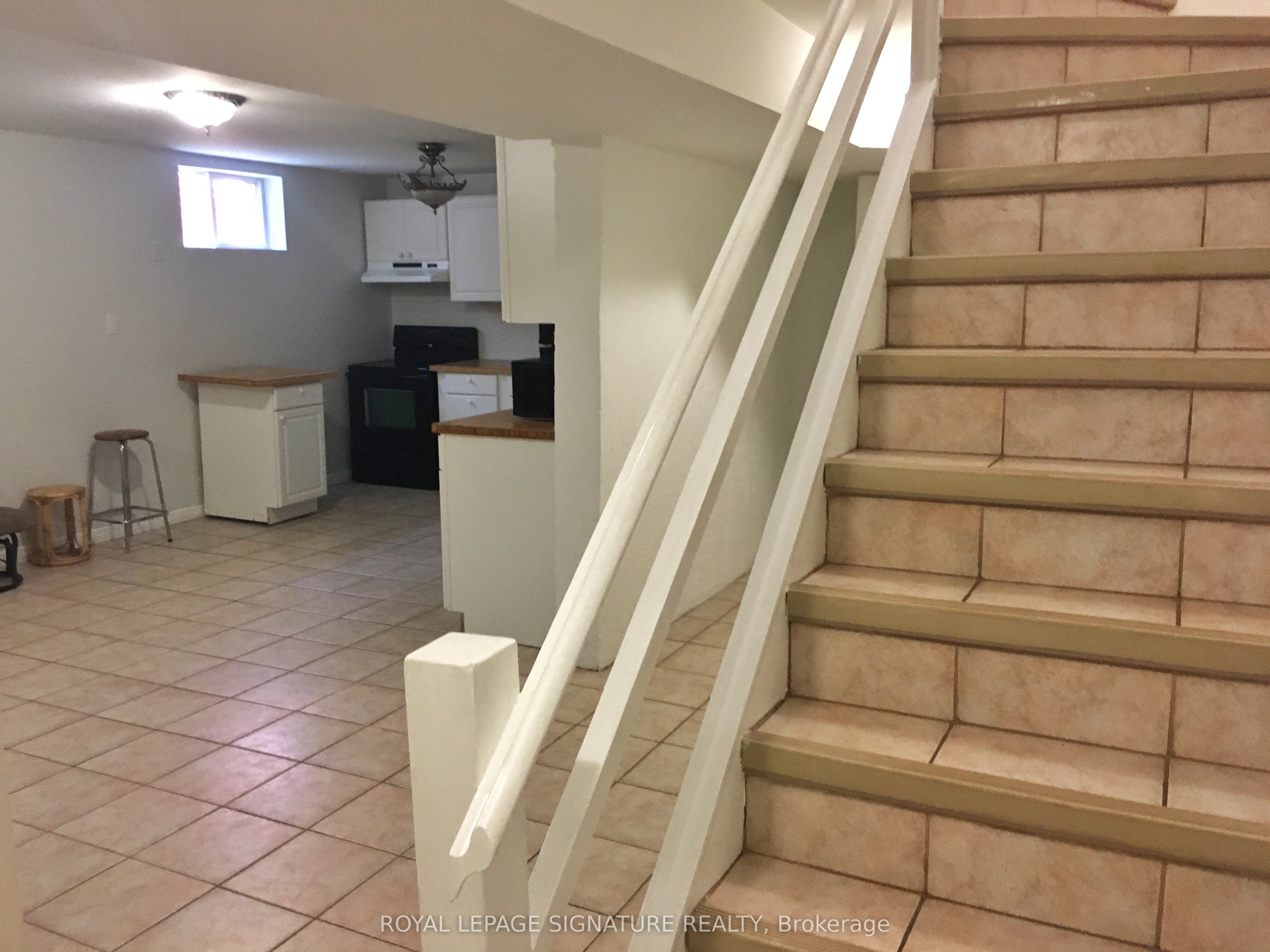 885 Runningbrook Drive Bsmt