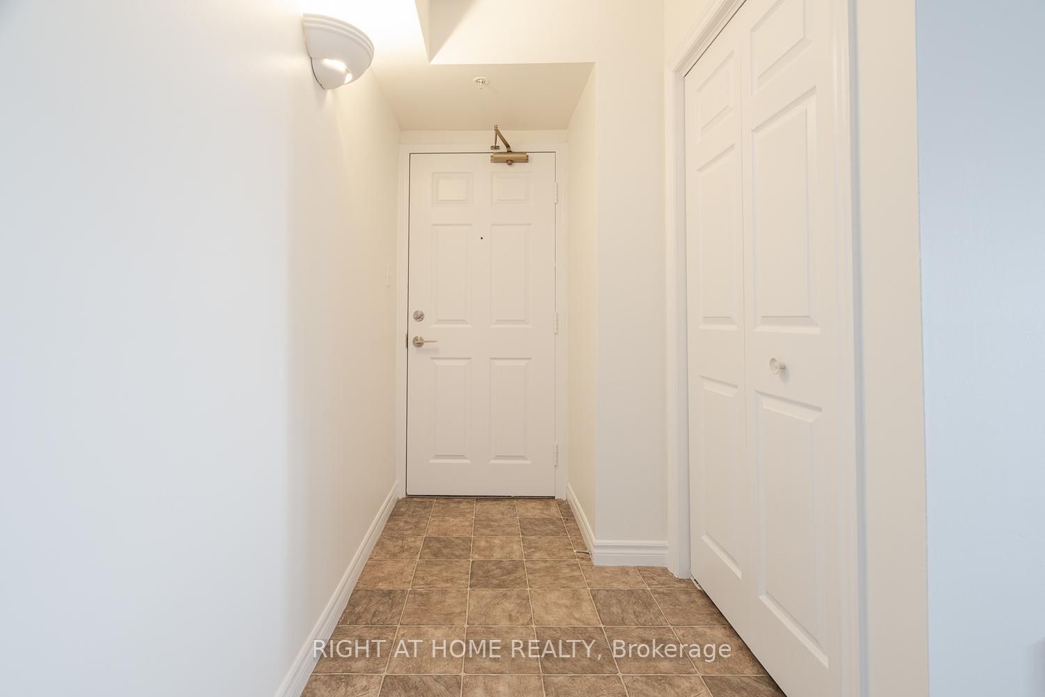 1471 Maple Avenue 302