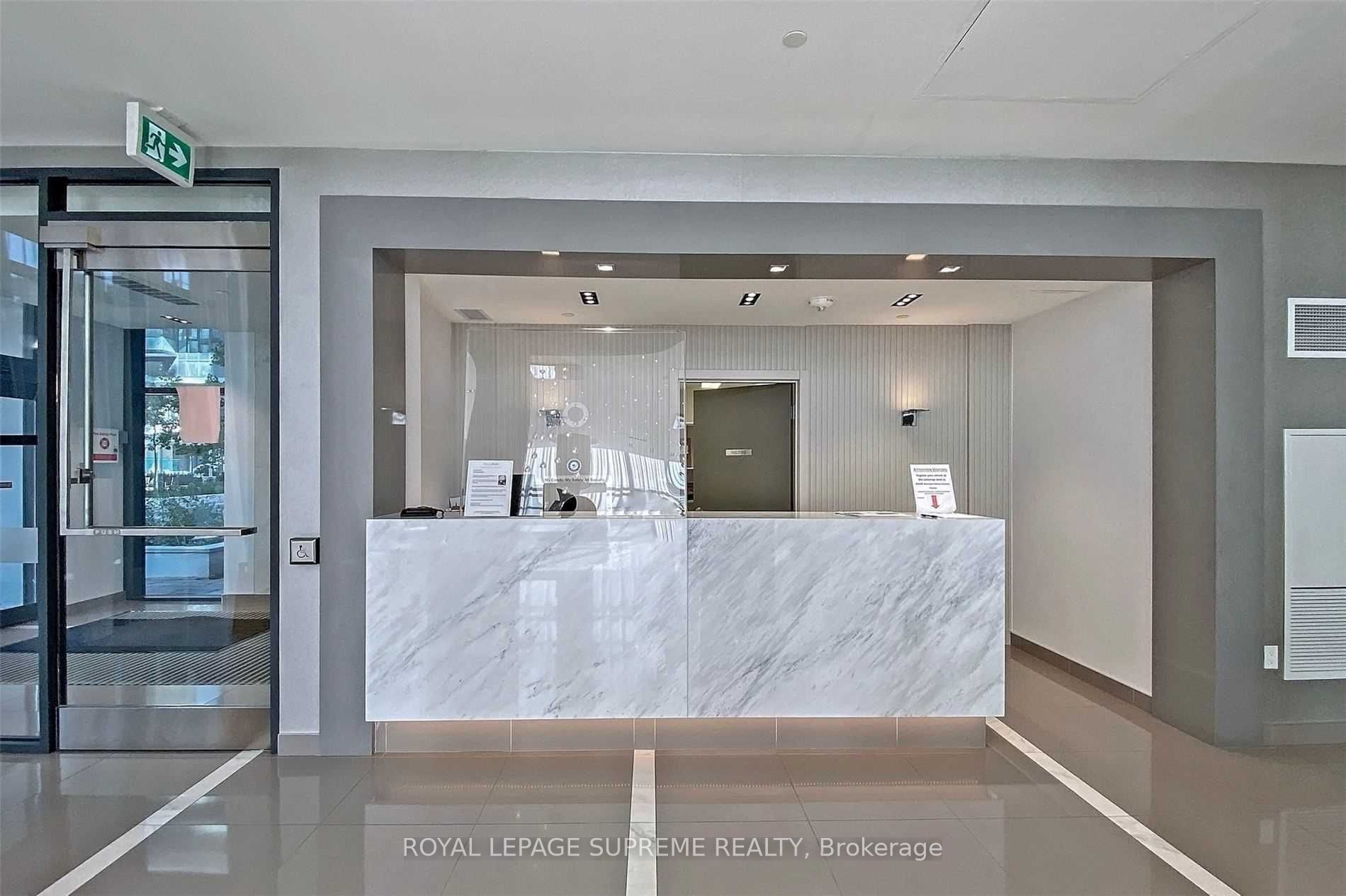 75 Oneida Crescent 1402