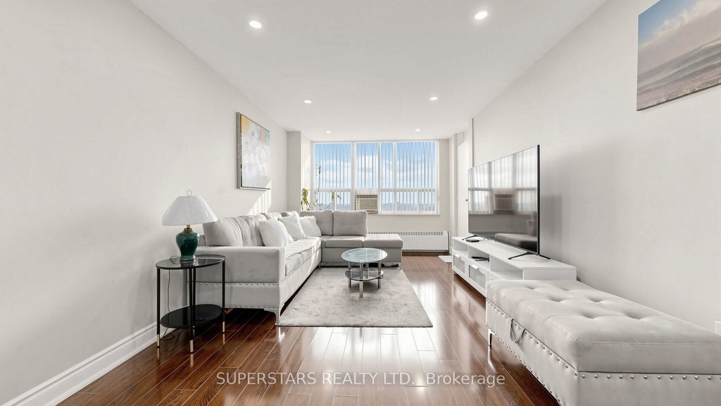 Photo of 390 Dixon Road #1906, Toronto, ON M9R 1T4 (MLS # W13687240)